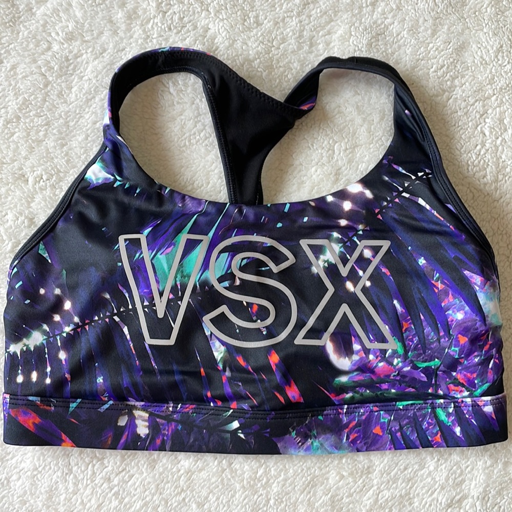 Victoria Secret sports Bra size L